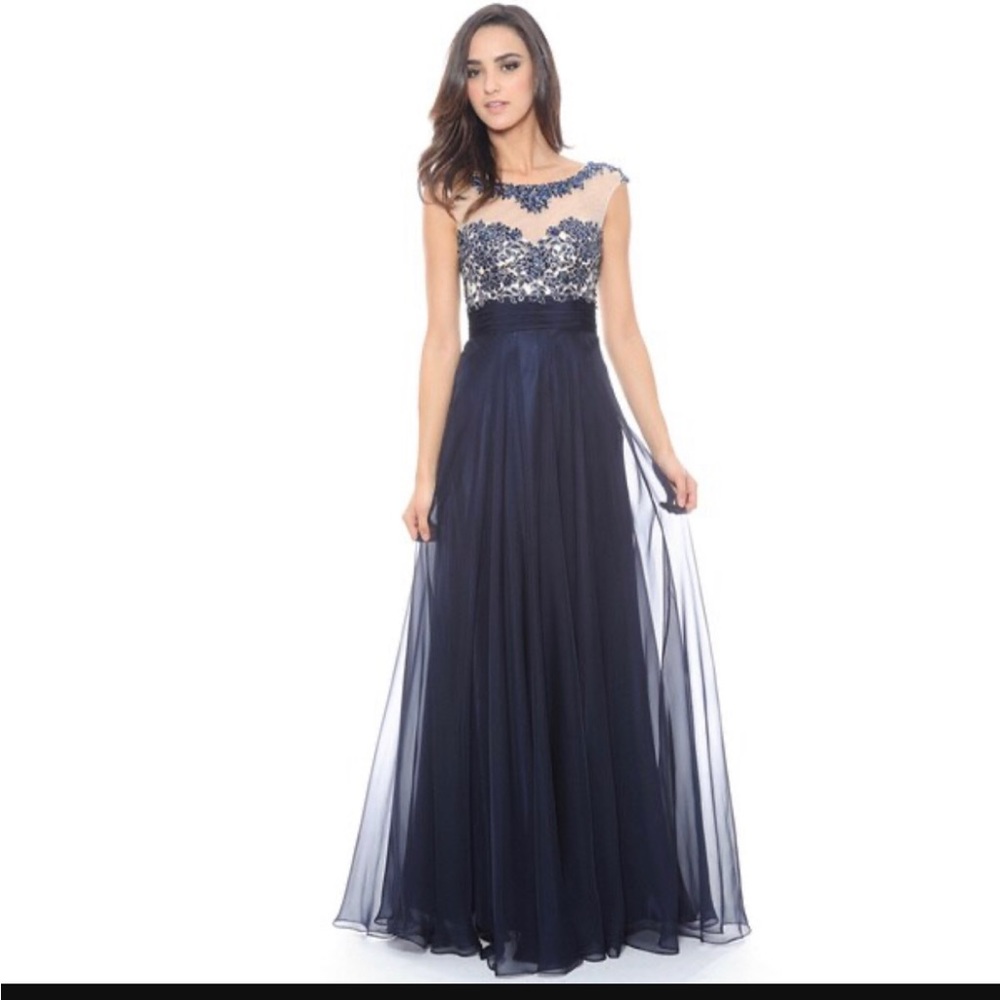 Decode 1.8 Navy formal ball gown size 6